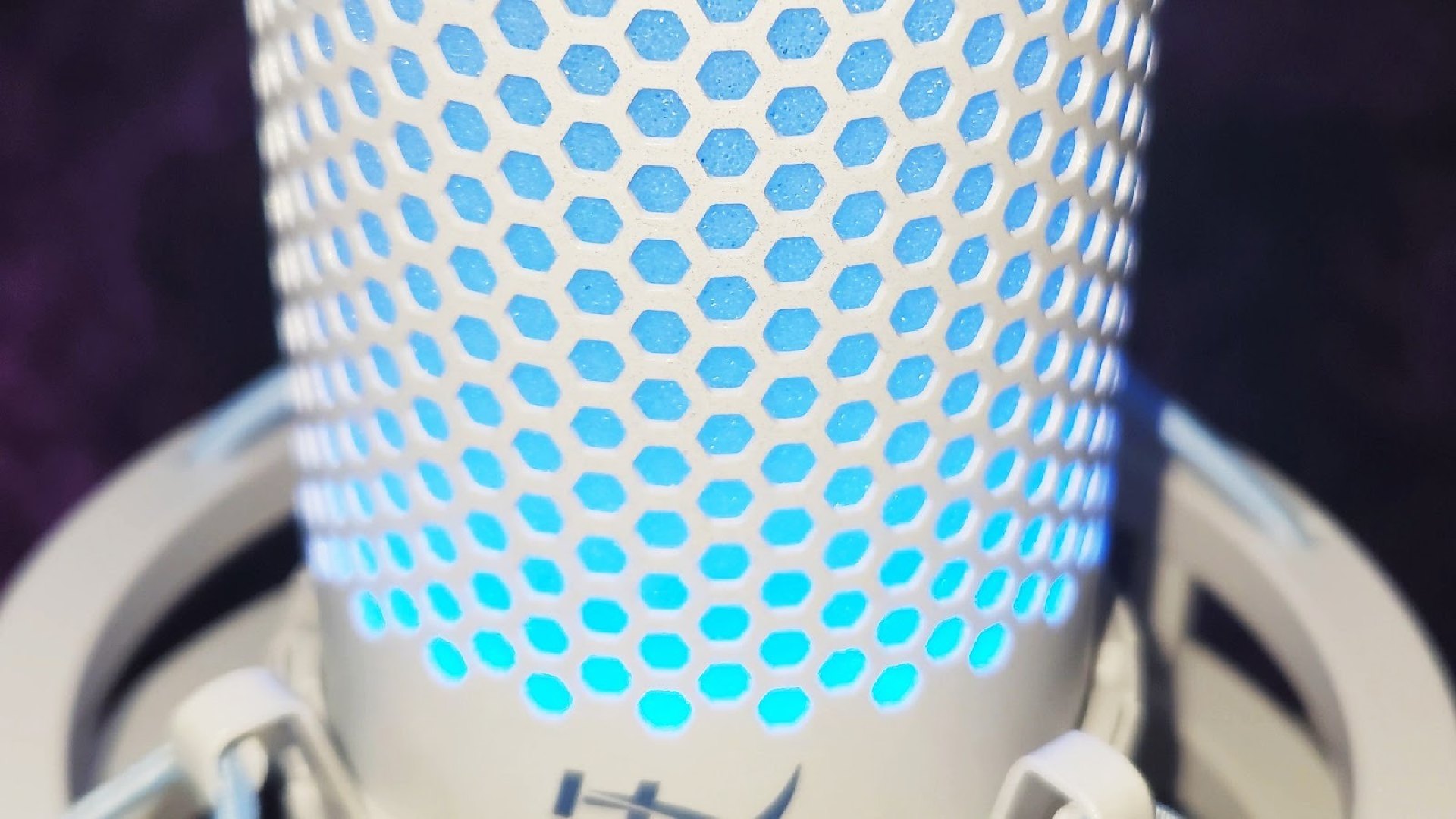 HyperX Quadcast 2 review - Bop it, twist it, scream it | SIFTER